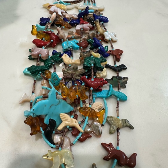 Vintage handmade Zuni fetish Colorful Animal Beaded Necklace